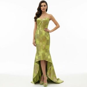 Gorgeous Authentic Oscar de la Renta lime green and silve silk and gown